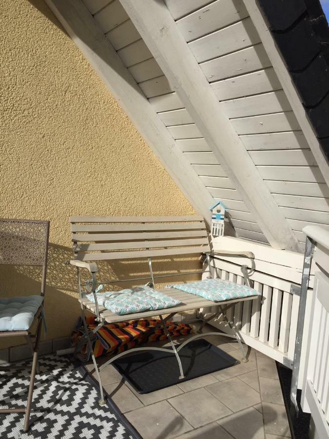 Ferienwohnung Im Tuermchen Oberfell Exterior photo
